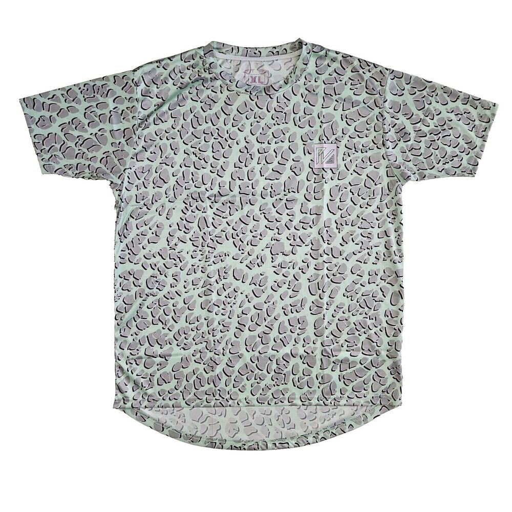 Pit Viper (Mens Size XL) Green Spotted Cheetah Print Short Sleeve Stretch Shirt‎